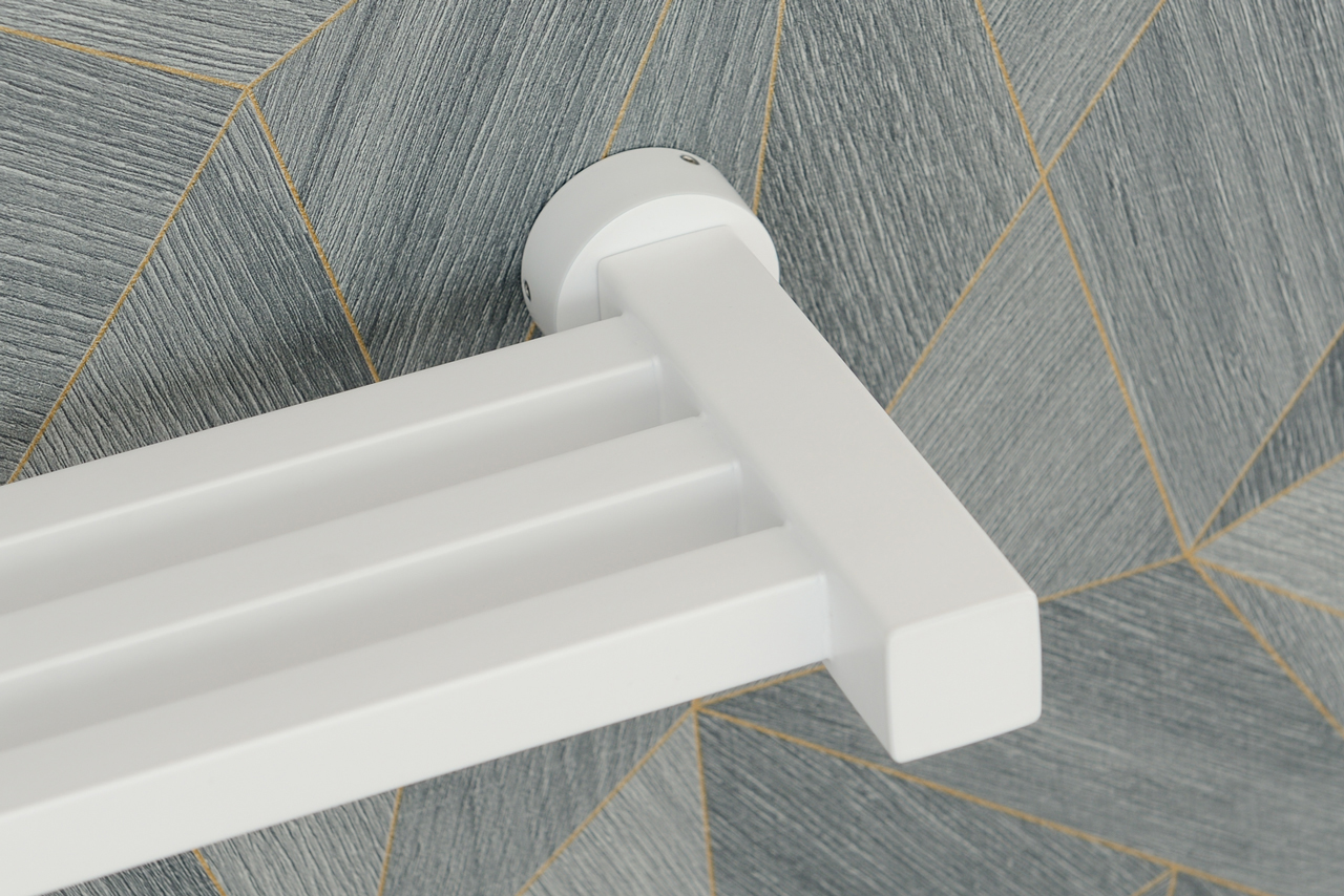 Матовый белый