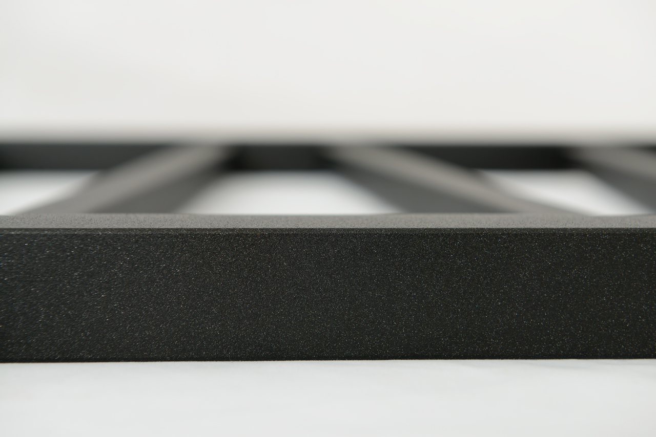 Тёмный титан муар